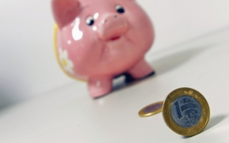 Poupança tem mais depósitos que retiradas em 2013 e fecha ano com captação líquida recorde