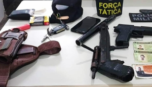 Motorista e passageiro armados são presos após ameaçarem pedestres em Aracaju / Foto: Foto: BPTur/SE