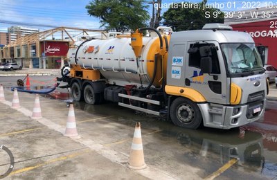 BRK é autuada por lançar esgoto em galerias de águas pluviais de Maceió