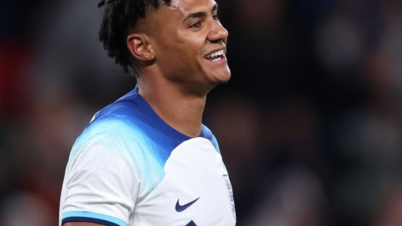 Com astros no banco, Inglaterra sofre contra Austrália, mas vence amistoso em Wembley