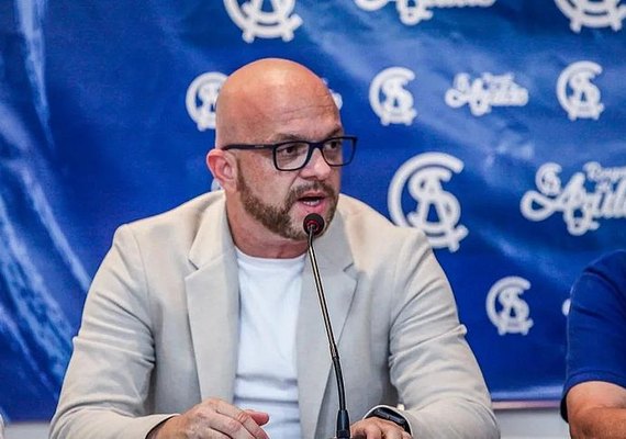Renúncias Sacodem Estrutura do Clube