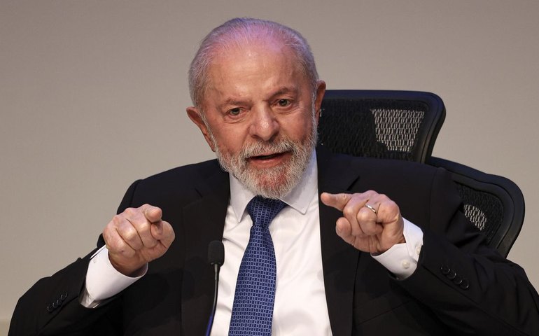 Lula diz que irá discutir Rota da Seda e parceria estratégica com China de longo prazo