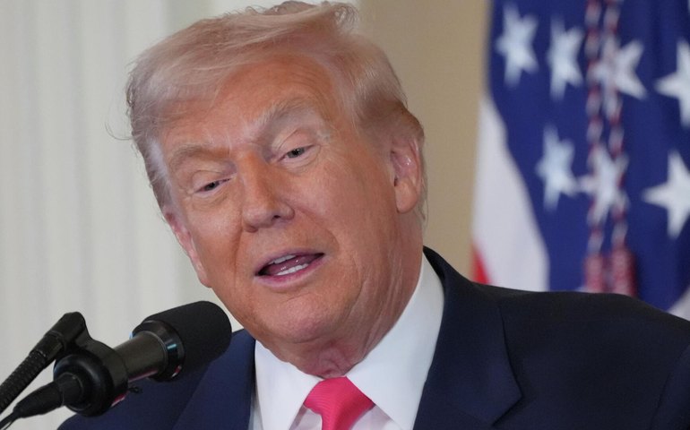 Mídia destaca abordagem caótica da nova Estratégia de Segurança Nacional dos EUA