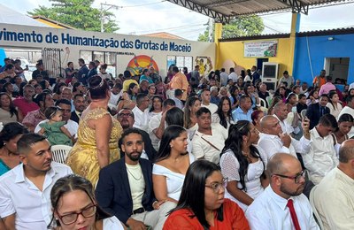 Justiça Itinerante realiza casamentos coletivos para 67 casais em Maceió