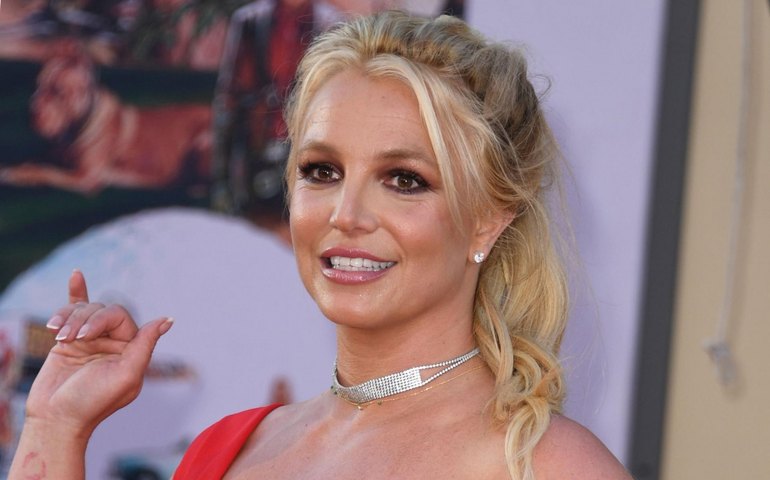 Britney Spears ameaça deixar rede social novamente