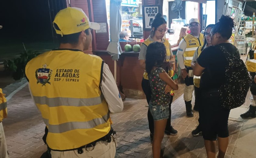 Ronda resgata menina de 10 anos que fugiu de casa e estava sozinha na Ponta Verde