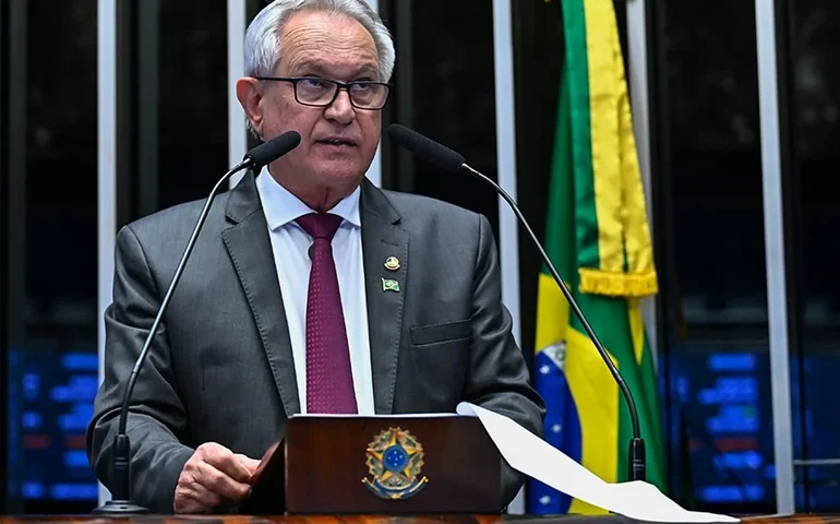 Hermes Klann critica MP que zera 'taxa das blusinhas'
