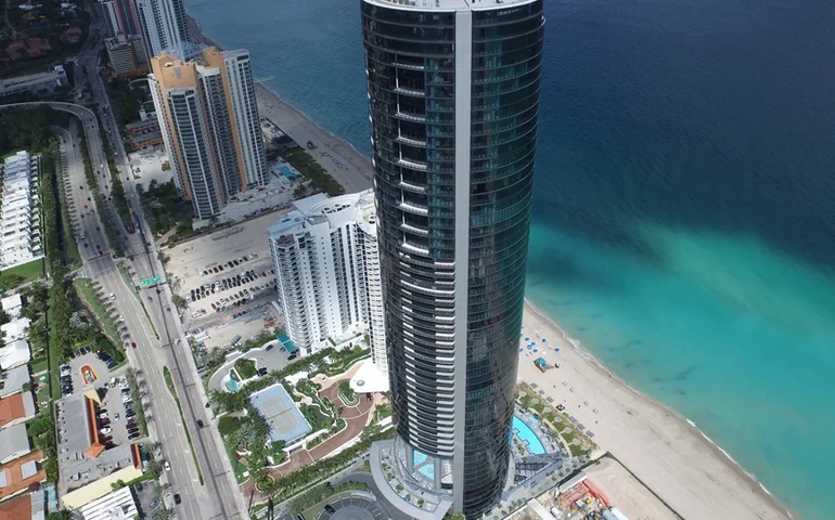 Milionários compram imóveis de grife em Miami: Messi e Alicia Keys têm um apê da Porsche