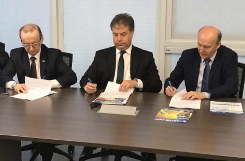 Em Brasília, Atricon e CNM assinam acordo de cooperação técnica