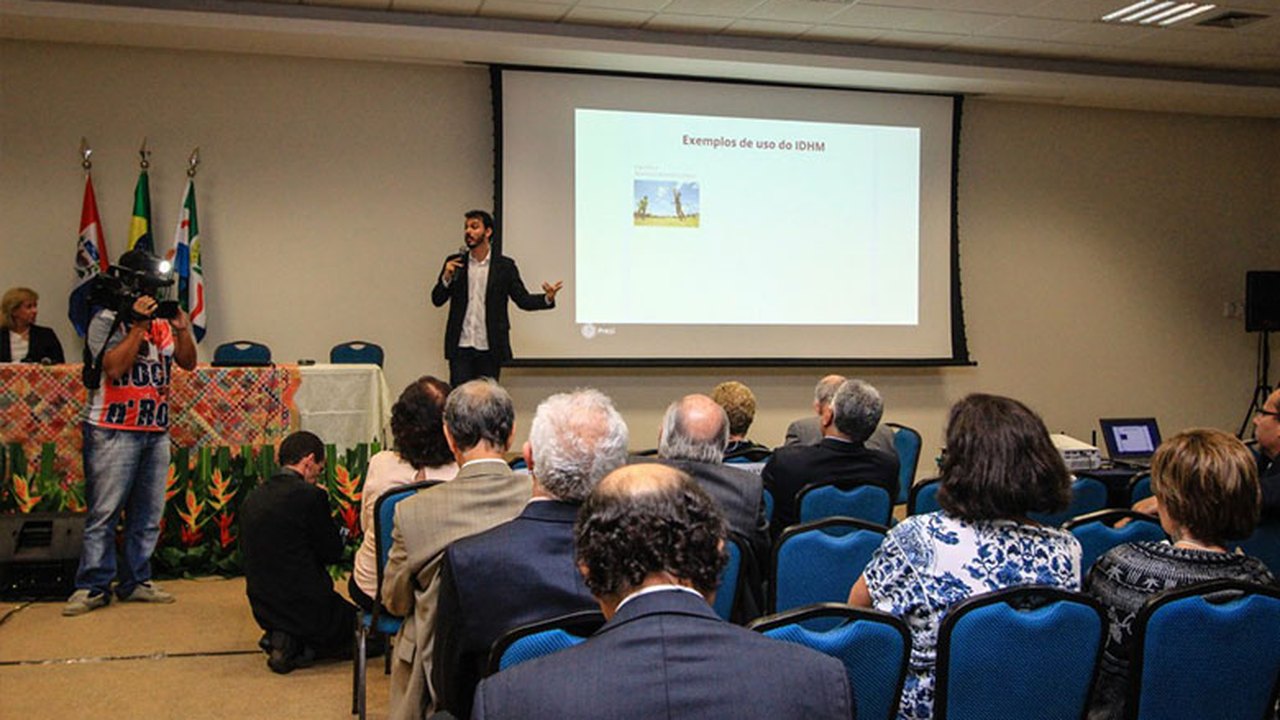 Rui Palmeira participa da apresentação do Atlas do IDHM em Maceió