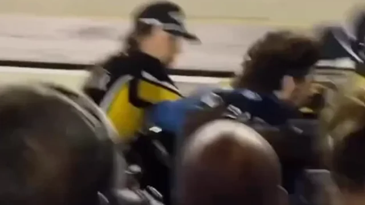 Pilotos da Nascar trocam socos após acidente durante corrida