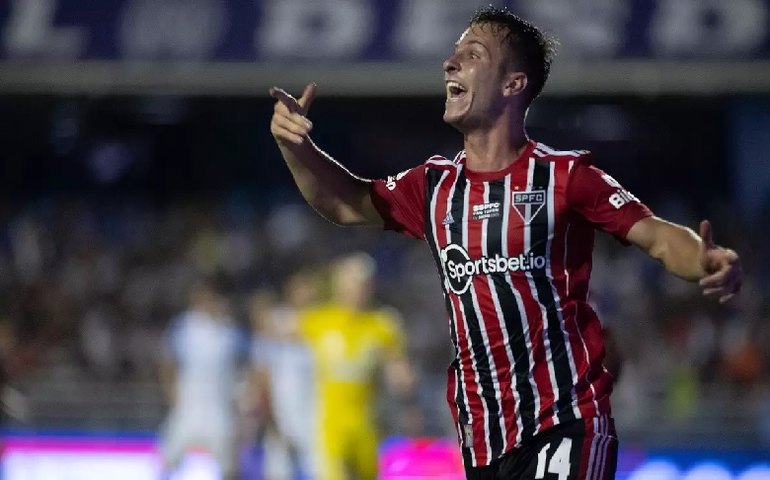 Galoppo faz, São Paulo vence em Sorocaba e garante vaga nas quartas do Paulistão