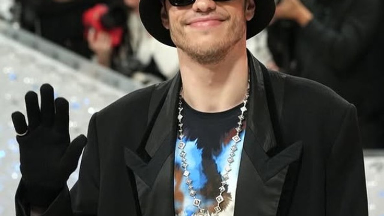Pete Davidson comenta sobre remoção de tatuagens e revela quais pretende manter