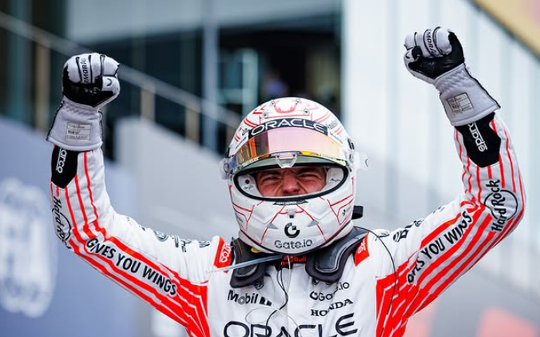 Verstappen vence GP do Japão e conquista primeira vitória de 2025; Bortoleto é o 19º