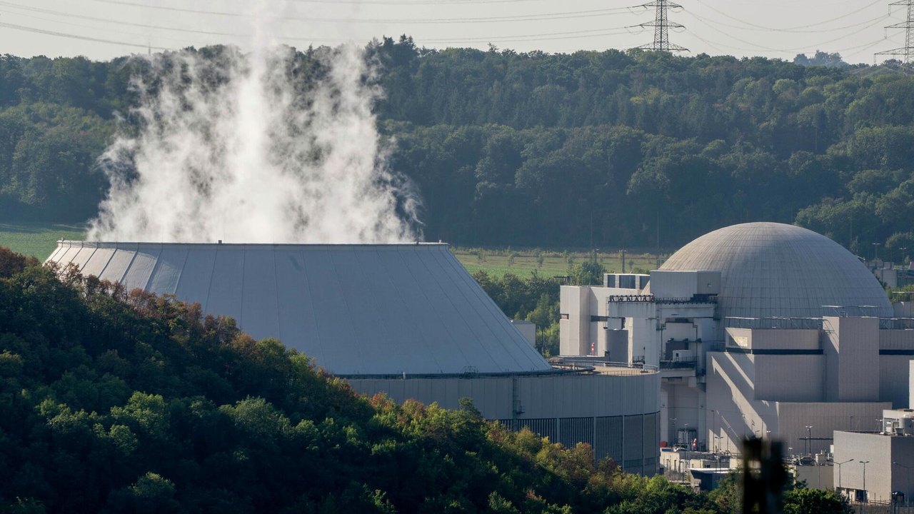 Empresas nos EUA competem para desenvolver 'microrreatores' nucleares, diz mídia
