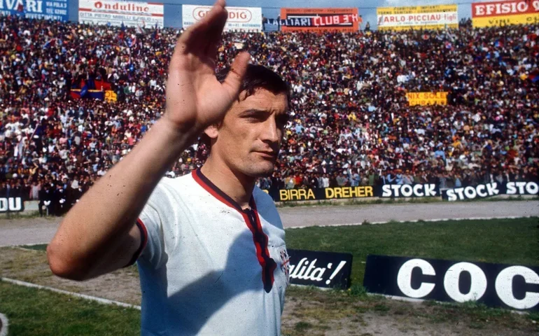 Maior artilheiro da seleção italiana, Gigi Riva morre aos 79 anos
