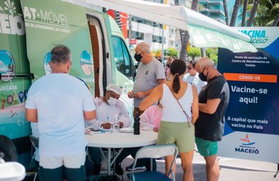 Maceió se aproxima de 2 milhões de vacinas aplicadas, maior parte entre adultos e adolescentes