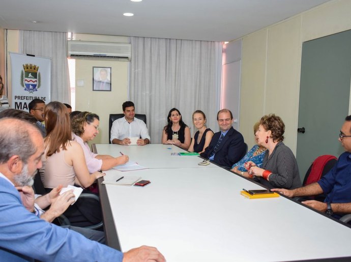 Prefeito Rui Palmeira se reúne com representantes do Unicef