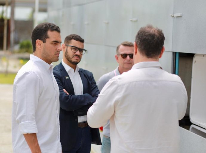 Câmara realiza visita técnica a cemitério vertical localizado em Marechal Deodoro