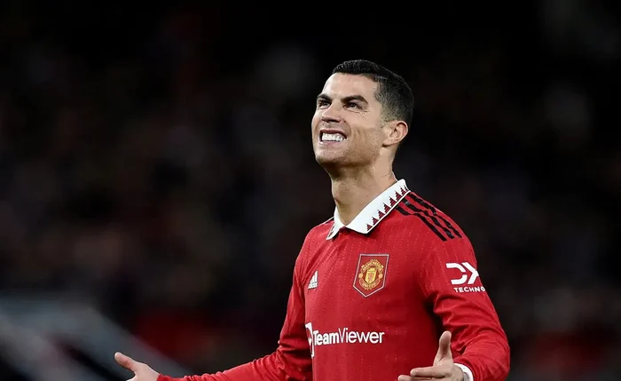 CR7 começou o jogo empatado com Carlos Ruiz, ídolo da seleção da Guatemala, ambos com 39 gols marcados nas eliminatórias
