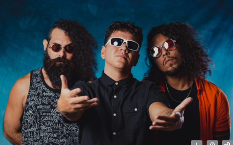 Trio cearense Pira Coletiva lança novo single 'Redimunho', faixa faz parte do EP  'Futuro Retrovisor'