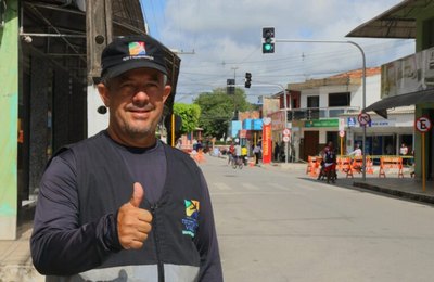Prefeitura de Teotônio Vilela inicia funcionamento dos semáforos e altera sentido de ruas da cidade 