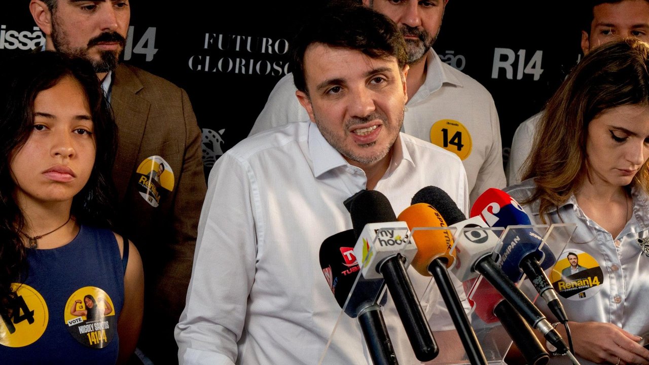 Renan Santos anuncia desobediência ao STF e propõe armamento nuclear