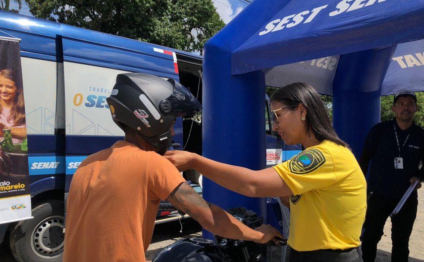 Ação com motociclistas abre Maio Amarelo na parte alta de Maceió