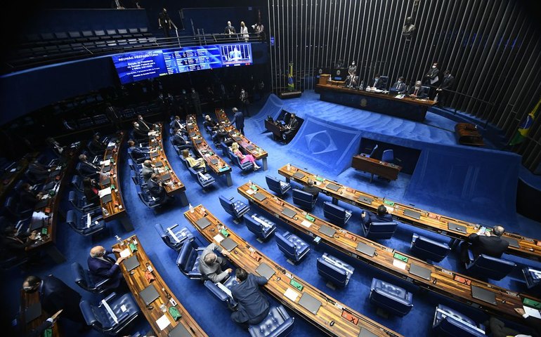 Comissão do Senado chama Burger King e McDonald’s para explicar propagandas de hambúrguer