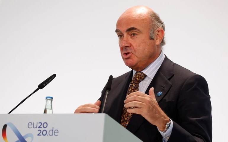 Vice-presidente do BCE prevê que inflação comece a desacelerar após verão europeu