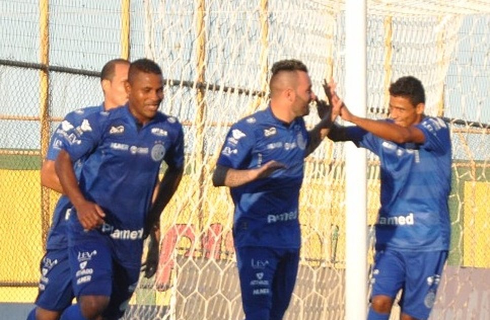 Confiança vence 1 fase Sergipão