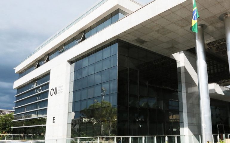 Comissão debate os 20 anos de atuação do Conselho Nacional de Justiça