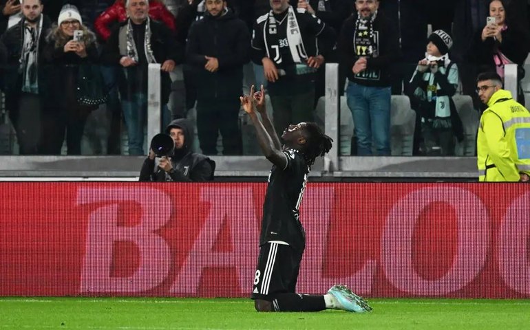 Com dois de Kean, Juventus bate a Lazio e sobe para 3º no Italiano
