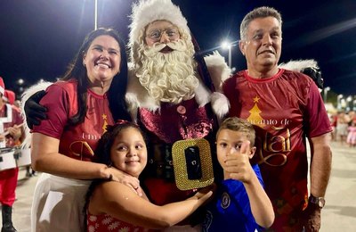 Um Encanto de Natal: Prefeitura de Branquinha realiza abertura do projeto