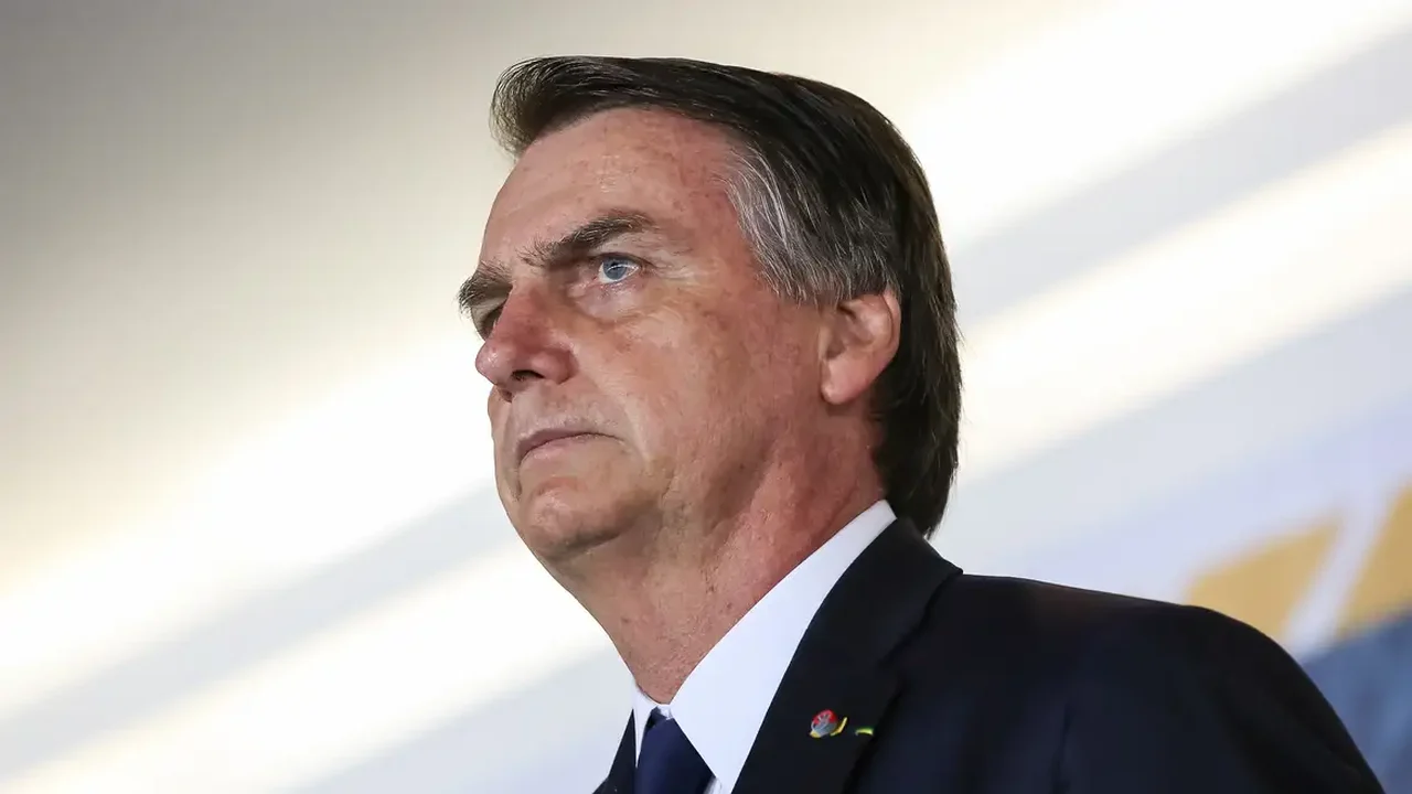 Joias de Bolsonaro: PF mira conexão entre inquéritos envolvendo o ex-presidente e ação em grupo