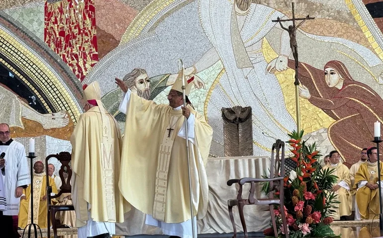 Posse canônica de Dom Manoel reúne multidão na Diocese  de Castanhal, no Pará