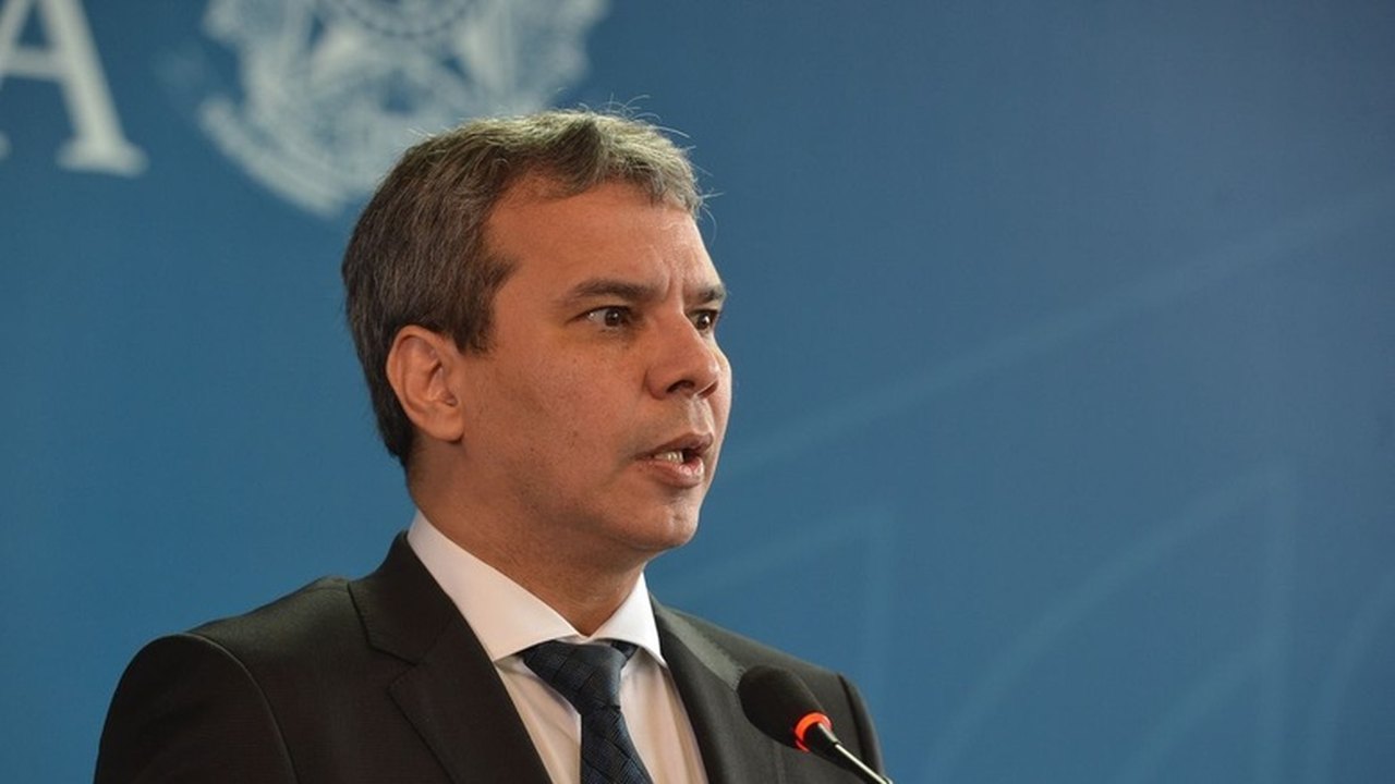 DOU publica a nomeação do subchefe para SAJ do Planalto e mudanças na AGU