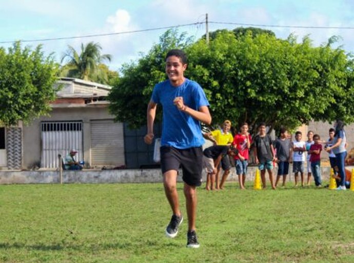 Projeto Atletismo Para Todos realiza seletiva com mais de 1000 alunos da rede de Coruripe