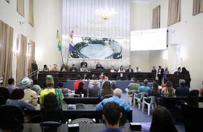 Na ALE, parlamentares e representantes religiosos pedem mais rigor contra atos de intolerância