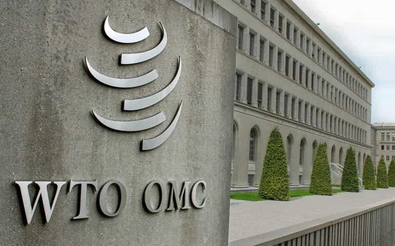 OMC prevê desaceleração acentuada no comércio internacional de mercadorias