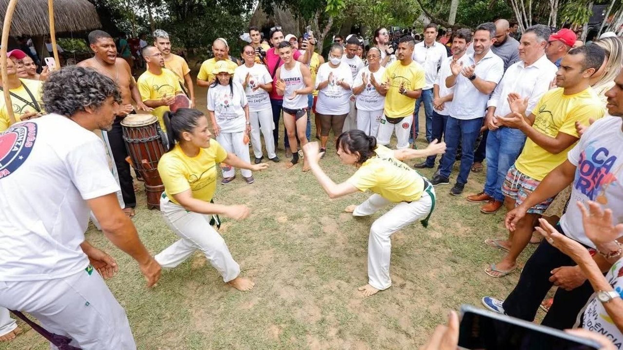 Muzenza Yá celebra a força da mulher na capoeira em Maceió