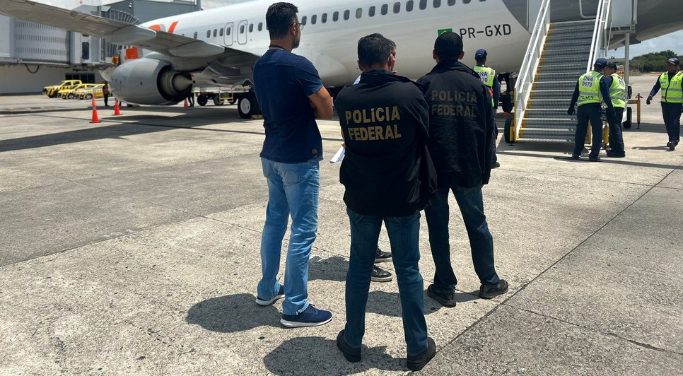 Polícia Federal prende homem foragido após desembarcar no Aeroporto de Aracaju