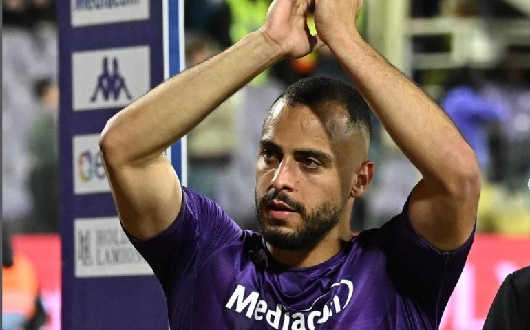 Benfica anuncia a contratação de Arthur Cabral após proposta por Pedro ser recusada