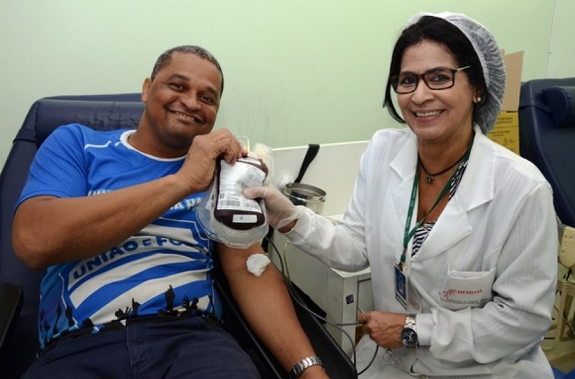 Hemoal recebe doações de sangue dos torcedores do CSA neste sábado