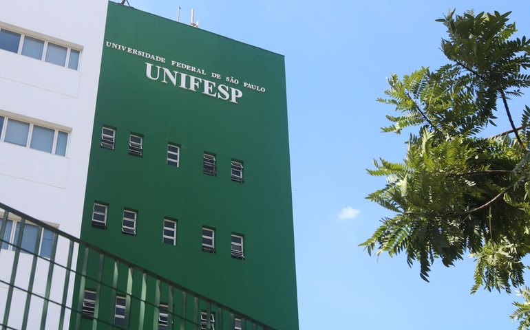 Polícia Federal faz operação em Santos contra ameaças à Unifesp