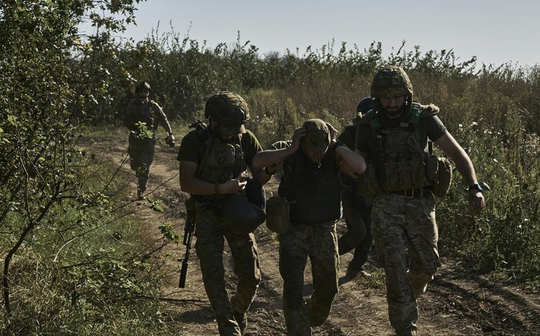 Zelensky perde capacidade de avaliar a realidade, afirma analista militar britânico