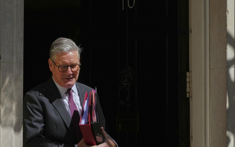 Apoio ao partido de Keir Starmer no Reino Unido é o menor desde início do governo, revela pesquisa