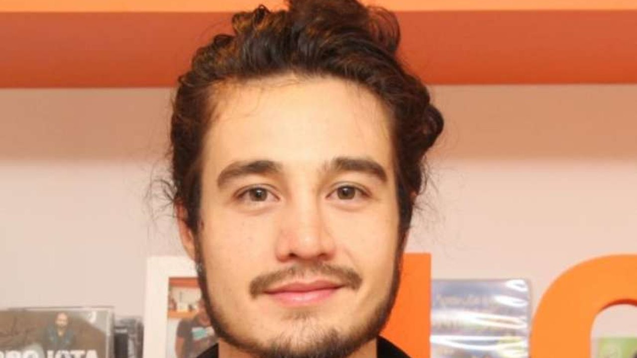 ‘Uma troca de carinho com o público’, diz Tiago Iorc sobre live