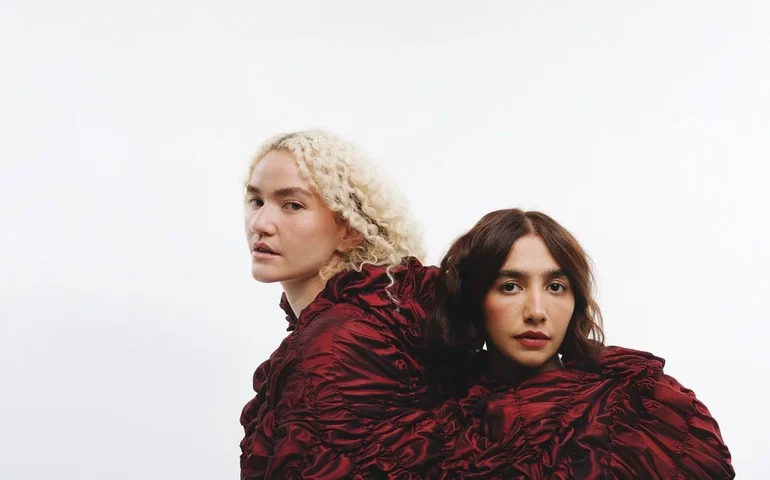 Dupla Anavitória apresenta seu novo show CLARABOIA  em Maceió