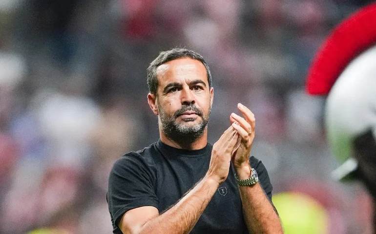 Artur Jorge revela sondagens de times brasileiros e insinua não ter sido valorizado no Botafogo